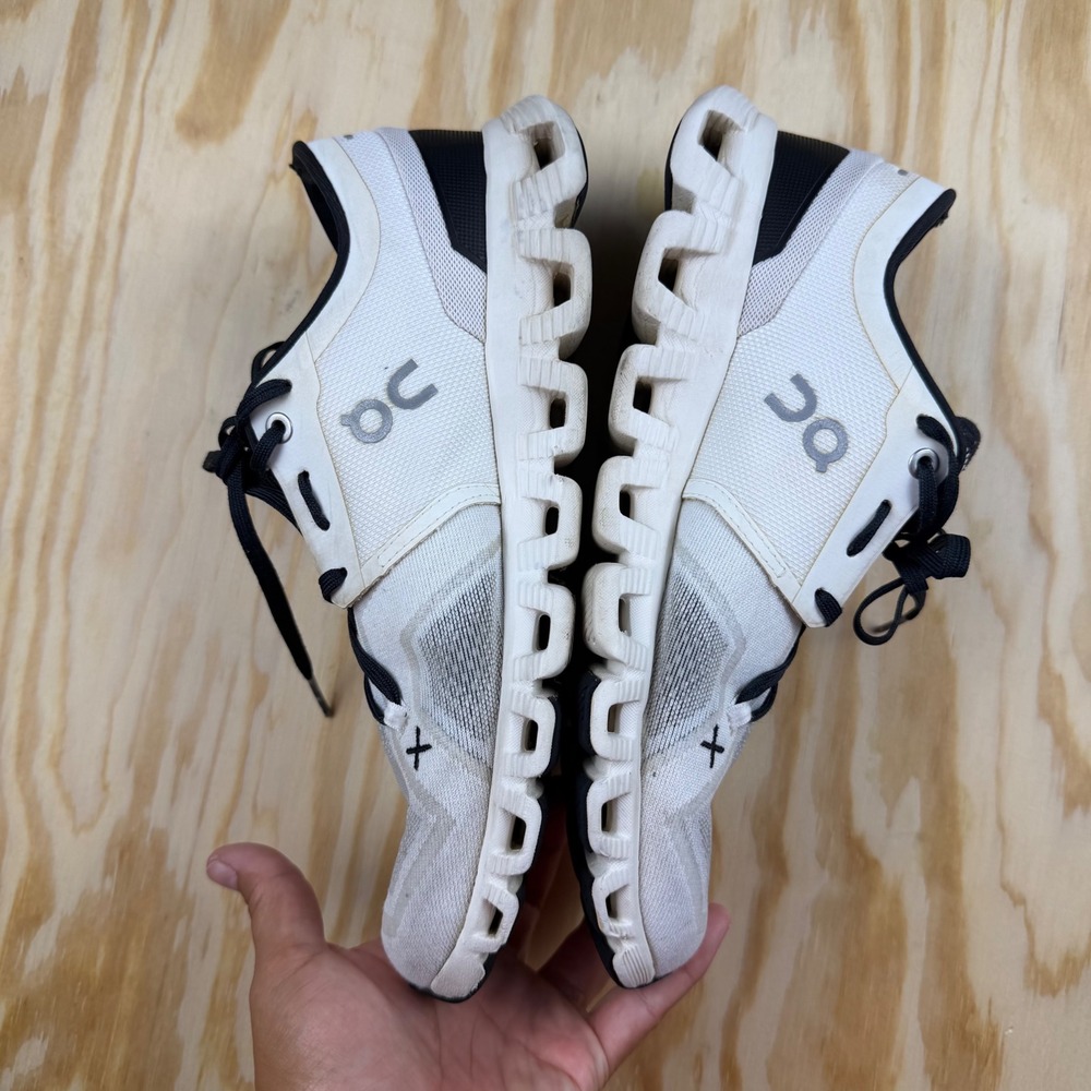 On Cloud X Womens Running Shoes White Black Size 8.5 Training Sneakers - Picture 8 of 9